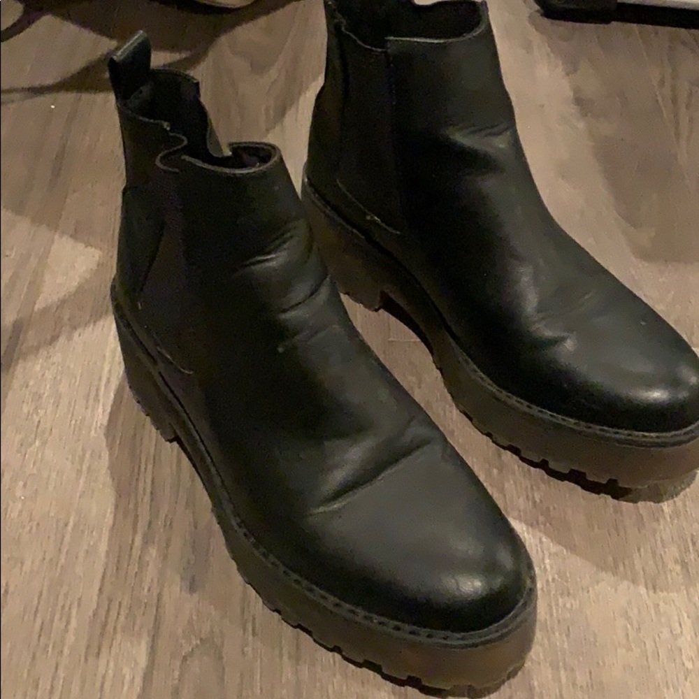 ankle boots